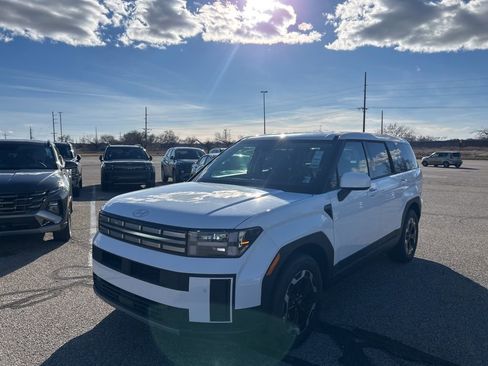 New 2026 Hyundai Santa Fe SE image 1