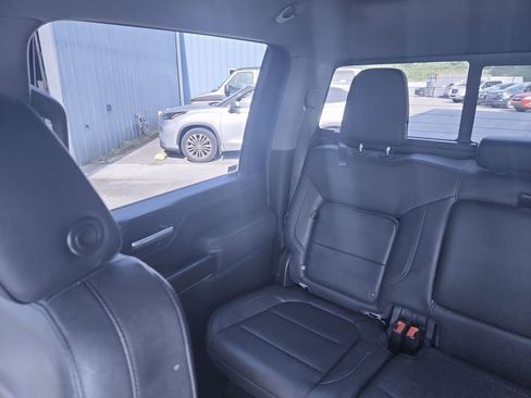 Used 2023 GMC Sierra 2500 SLT AWD/4WD image 12