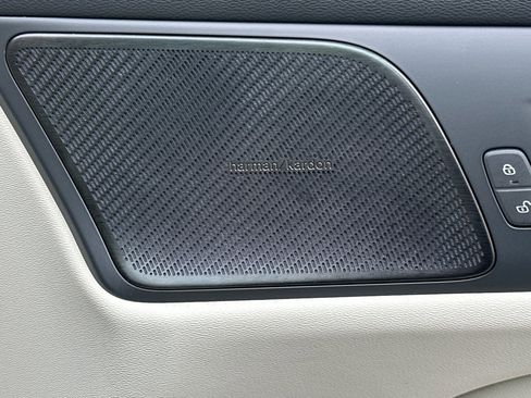 Used 2023 Volvo S60 B5 Plus w/ Climate Package image 20