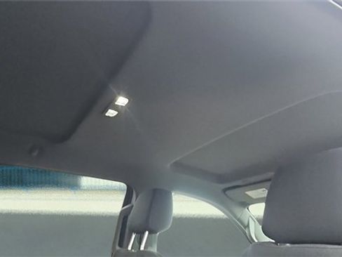 Used 2022 Chevrolet Silverado 1500 LT image 16