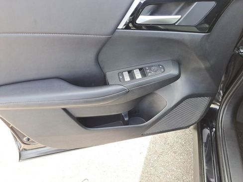 Used 2024 Mitsubishi Outlander SE image 23