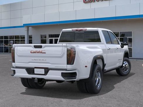 New 2026 GMC Sierra 3500 Denali Ultimate AWD/4WD image 4