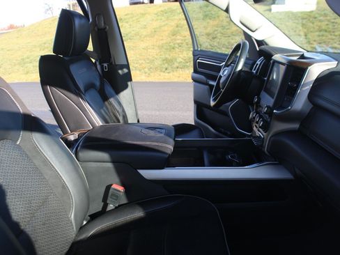 Used 2022 RAM 1500 Laramie image 37