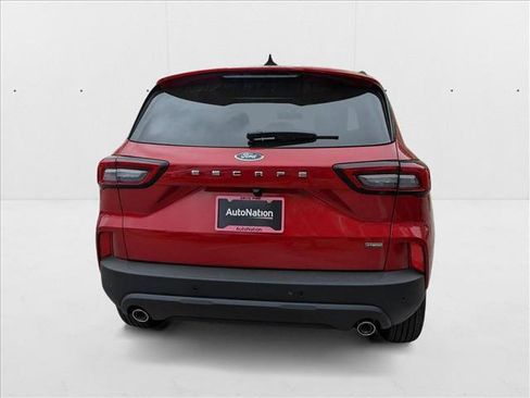 New 2025 Ford Escape ST-Line w/ Equipment Group 301A image 8