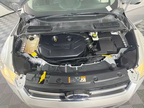 Used 2015 Ford Escape Titanium FWD image 34