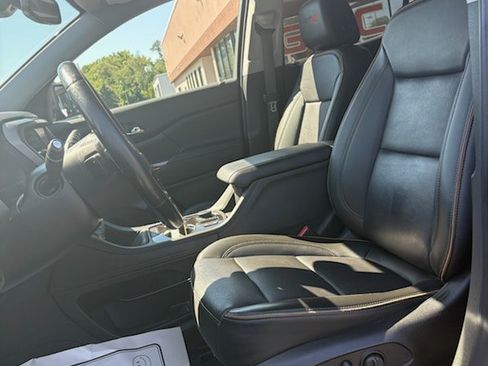 Used 2021 GMC Acadia AT4 w/ Trailering Package AWD/4WD image 14
