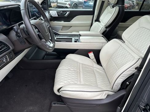 Used 2022 Lincoln Navigator L Black Label image 22