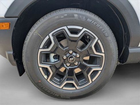 New 2026 Ford Bronco Sport Outer Banks AWD/4WD image 10