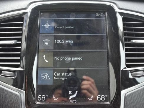 Used 2017 Volvo XC90 T6 Momentum w/ Convenience Package AWD/4WD image 25