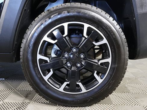 Used 2023 Jeep Renegade Latitude image 17