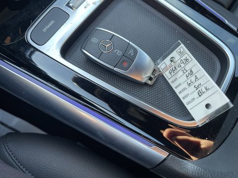 Certified 2025 Mercedes-Benz GLA 250 4MATIC w/ Driver Assistance Package image 38