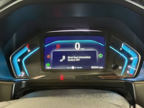 Used 2023 Honda Odyssey Touring image 9
