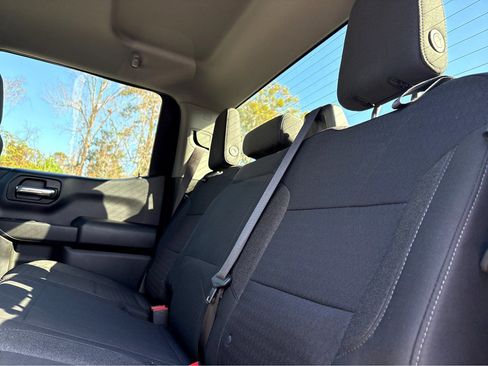 Certified 2024 Chevrolet Silverado 1500 Custom w/ Turbomax Blackout Package image 17