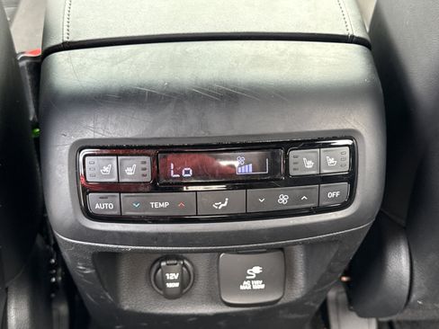 Used 2024 Hyundai Palisade Calligraphy AWD/4WD image 14