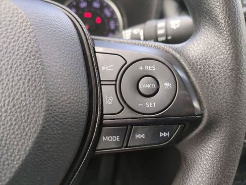 Certified 2020 Toyota RAV4 XLE w/ Convenience Package FWD image 24