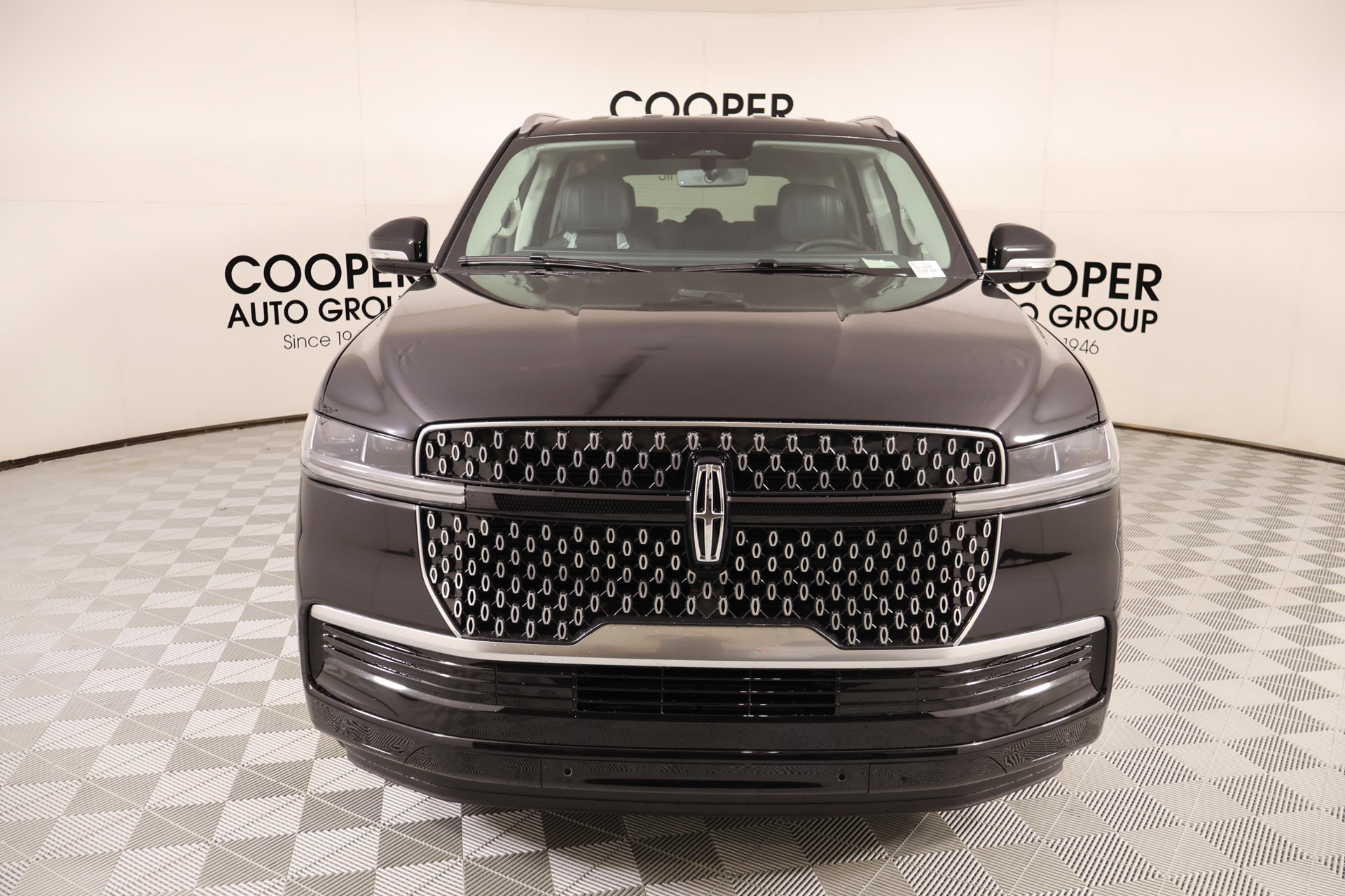 New 2026 Lincoln Navigator Premiere AWD/4WD image 9