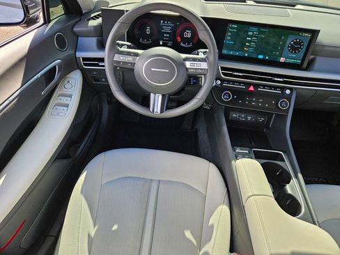 Used 2026 Hyundai Sonata SEL image 10