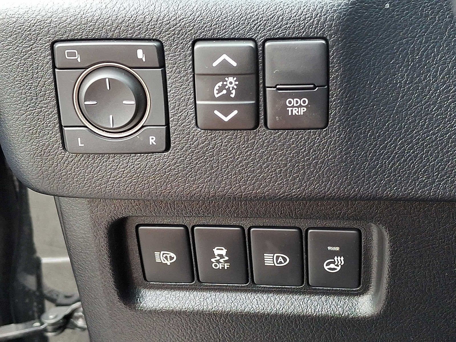 Used 2023 Lexus GX 460 Premium w/ Premium Package AWD/4WD image 25