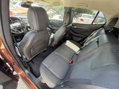 Used 2020 Buick Encore GX Select FWD image 3