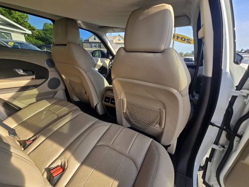 Used 2019 Land Rover Range Rover Evoque SE AWD/4WD image 35