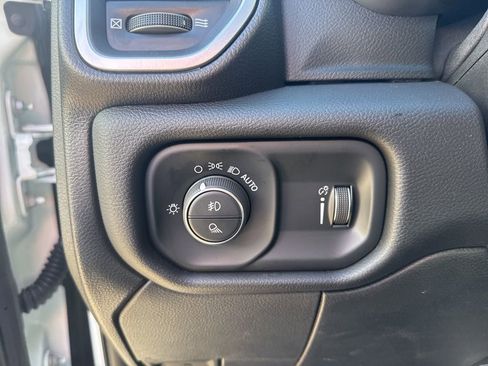 Used 2024 RAM 2500 Big Horn w/ Bed Utility Group image 10