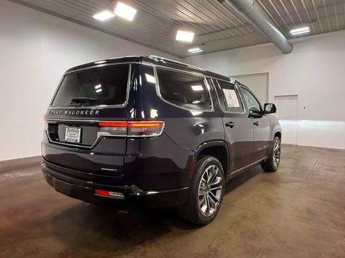 Used 2024 Jeep Grand Wagoneer Series III w/ Rear Seat Video Group 1 AWD/4WD image 34