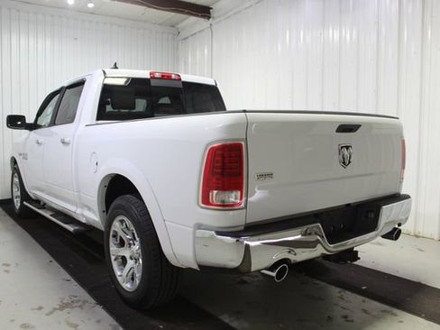 Used 2017 RAM 1500 Laramie RWD image 6
