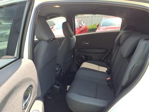 Used 2021 Honda HR-V Sport image 10