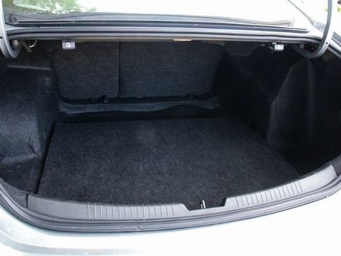 Used 2024 Chevrolet Malibu LT image 42