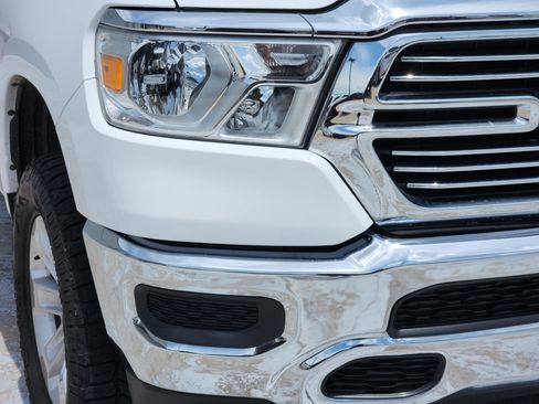 Used 2023 RAM 1500 Laramie AWD/4WD image 10