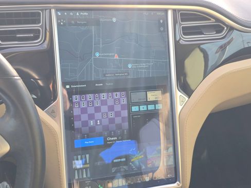 Used 2013 Tesla Model S image 34