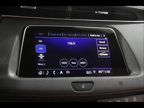 Used 2019 Cadillac XT4 Premium Luxury AWD/4WD image 11