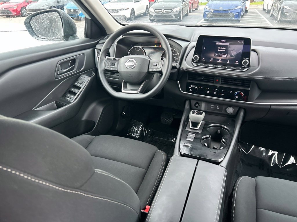 Certified 2025 Nissan Rogue S FWD image 11