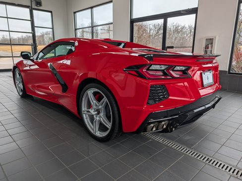 Used 2023 Chevrolet Corvette Stingray Preferred Conv w/ 2LT image 4