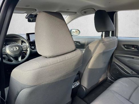 Certified 2025 Toyota Corolla LE image 17