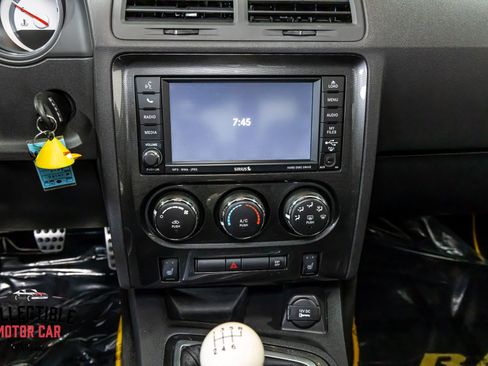 Used 2010 Dodge Challenger R/T RWD image 85