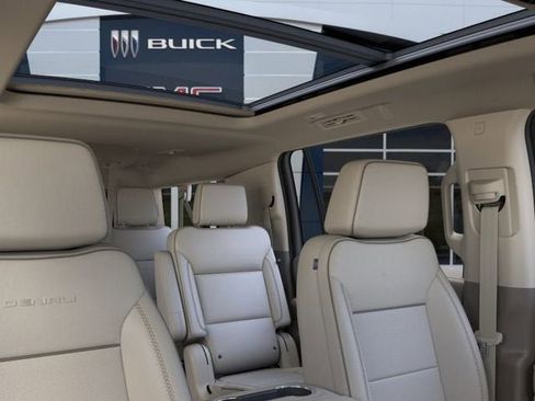 New 2026 GMC Yukon XL Denali w/ Sun & Power Step Package AWD/4WD image 24