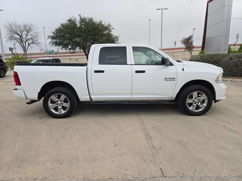Used 2018 RAM 1500 Express image 2