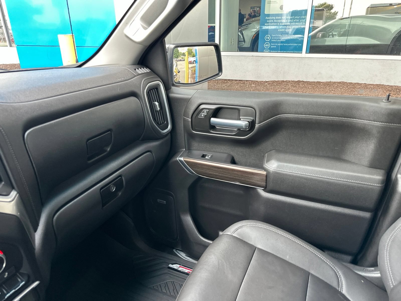 Used 2021 Chevrolet Silverado 1500 RST AWD/4WD image 40