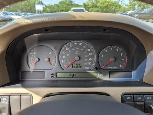 Used 2000 Volvo C70 LT FWD image 16