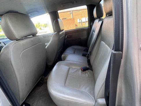 Used 2005 Chevrolet Colorado LS RWD image 9