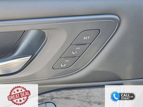 New 2025 Nissan Rogue SL w/ Tech Package AWD/4WD image 11