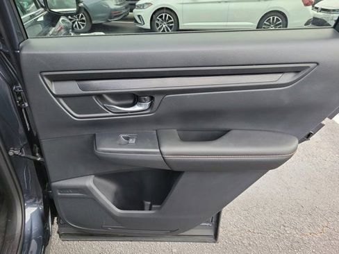 Certified 2025 Honda CR-V Sport image 11