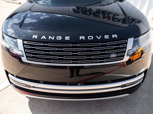 Used 2023 Land Rover Range Rover Long Wheelbase Autobiography AWD/4WD image 14