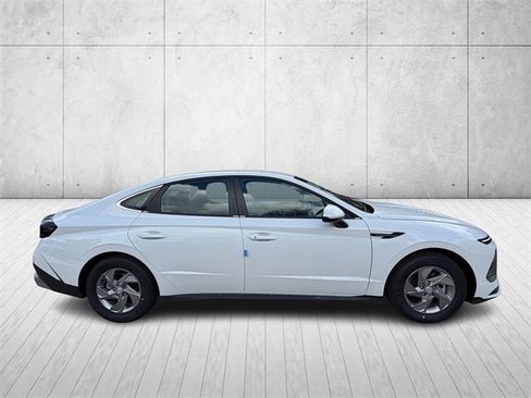 New 2026 Hyundai Sonata SE image 4