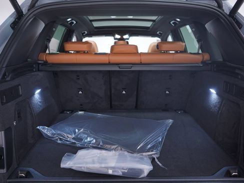 Used 2026 BMW X5 sDrive40i w/ M Sport Package RWD image 13