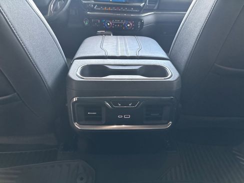 Used 2025 Chevrolet Silverado 1500 High Country w/ Technology Package image 28