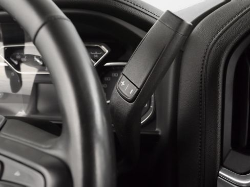 Used 2020 GMC Sierra 1500 Elevation image 15