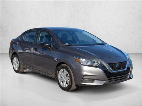 Used 2021 Nissan Versa S image 3