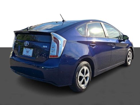 Used 2014 Toyota Prius Four FWD image 6